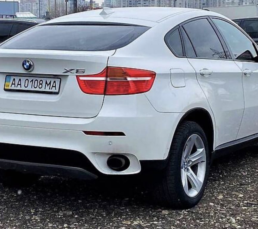 BMW X6 2011