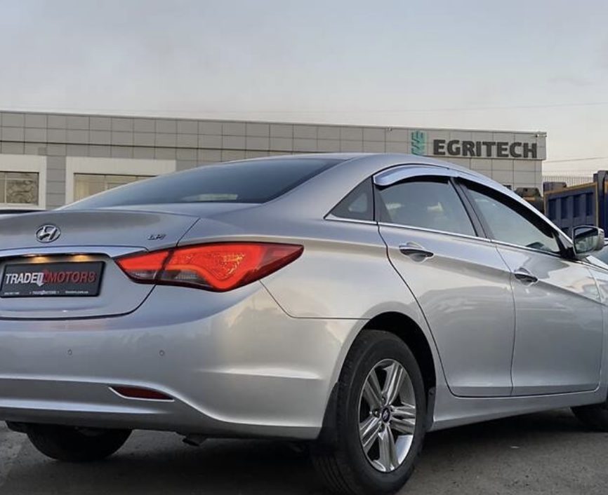 Hyundai Sonata 2013