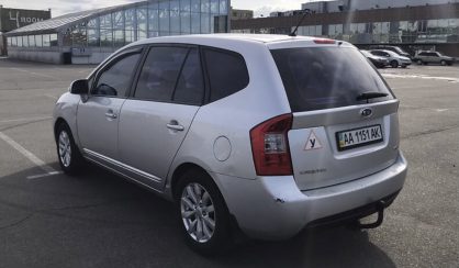 Kia Carens 2010