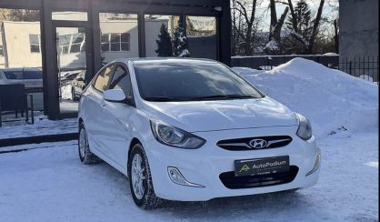 Hyundai Accent 2011