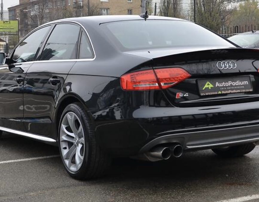 Audi S4 2011