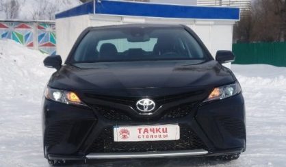 Toyota Camry 2019