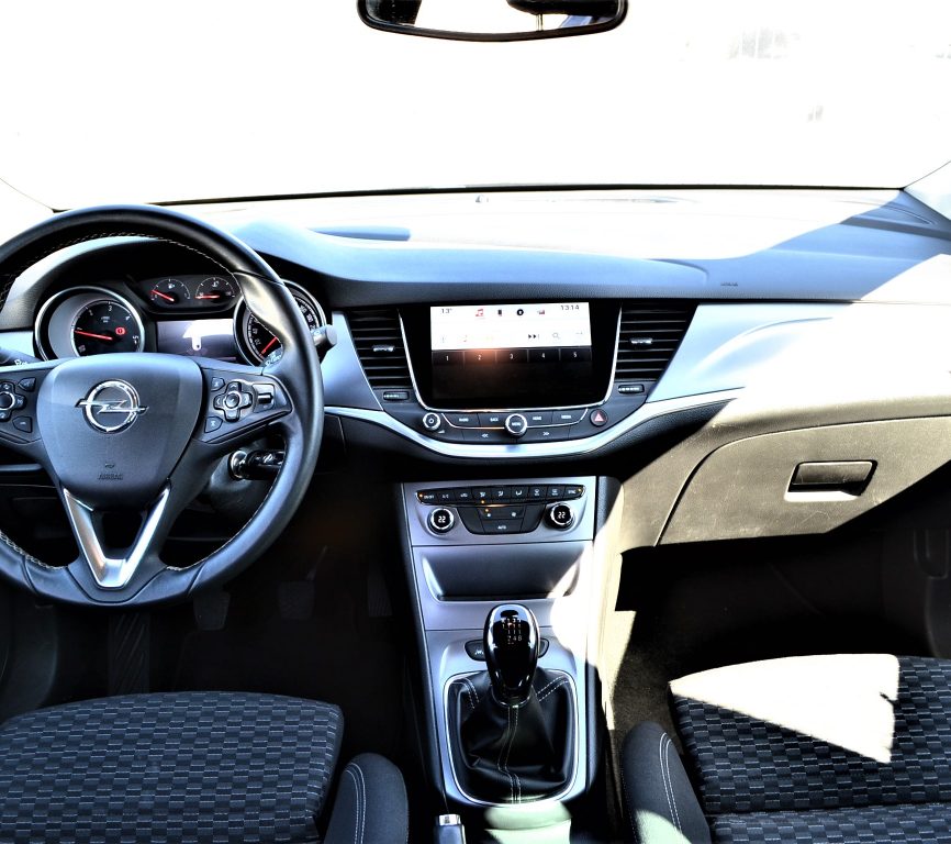 Opel Astra 2016