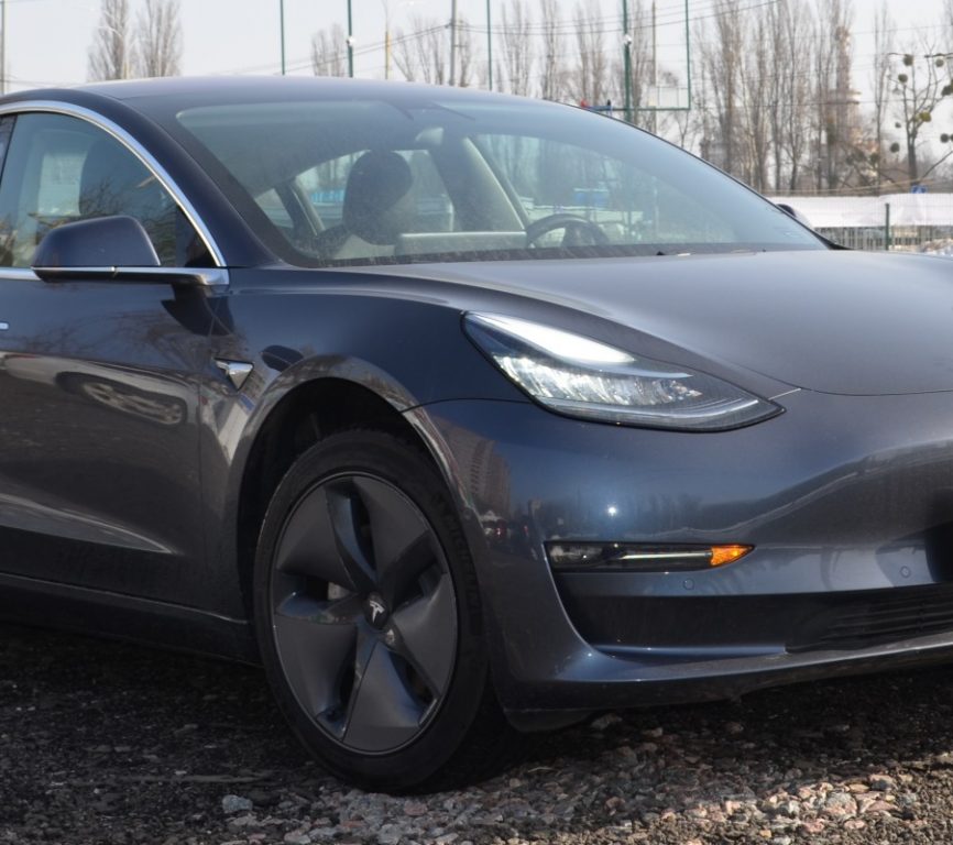 Tesla Model 3 2018