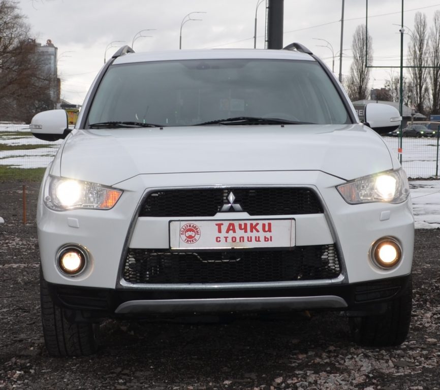 Mitsubishi Outlander 2012