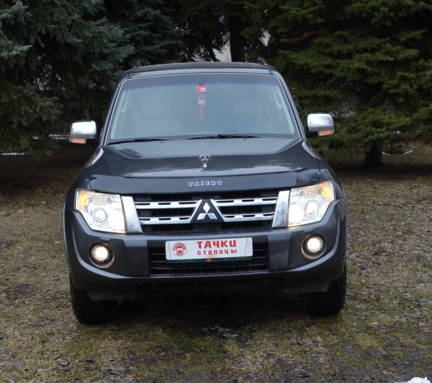 Mitsubishi Pajero Wagon 2012