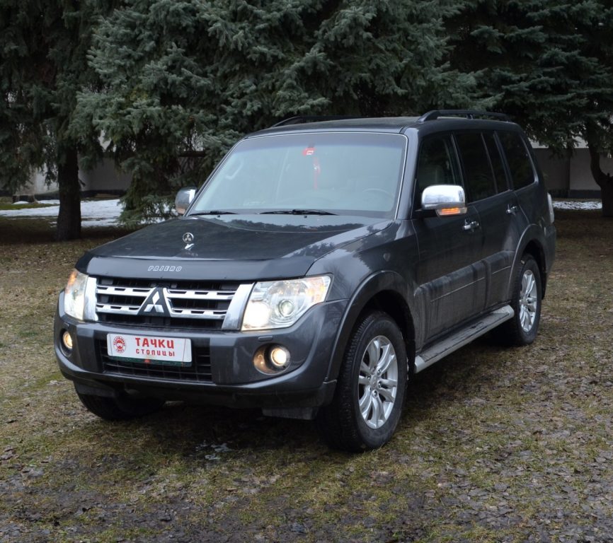 Mitsubishi Pajero Wagon 2012