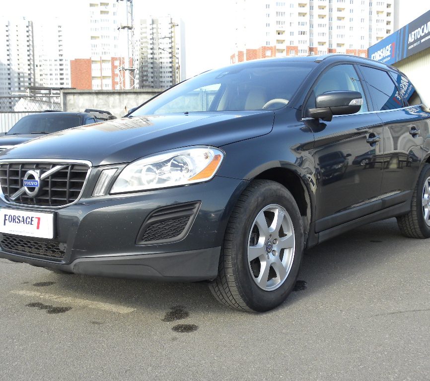 Volvo XC70 2010