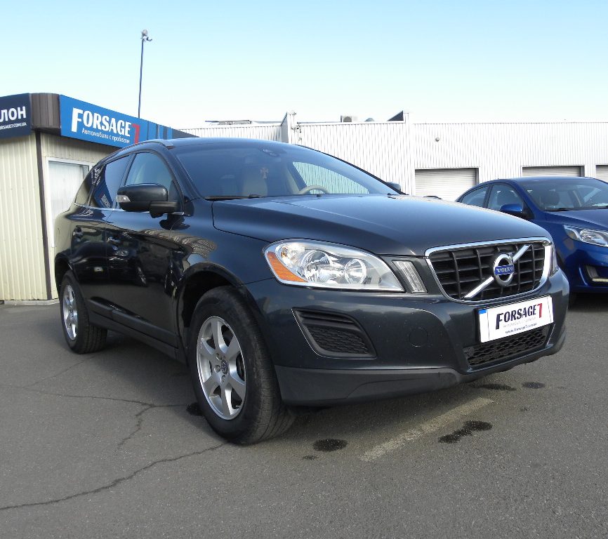 Volvo XC70 2010