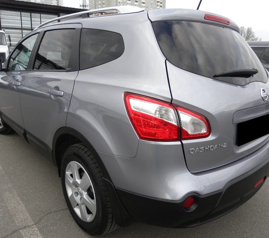 Nissan Qashqai+2 2012