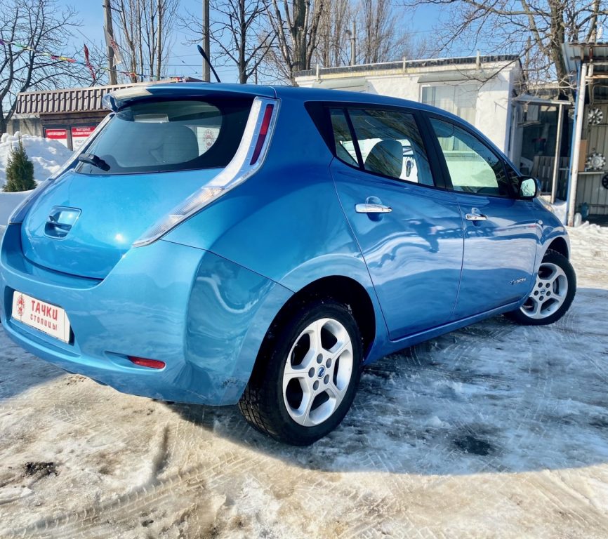 Nissan Leaf 2011