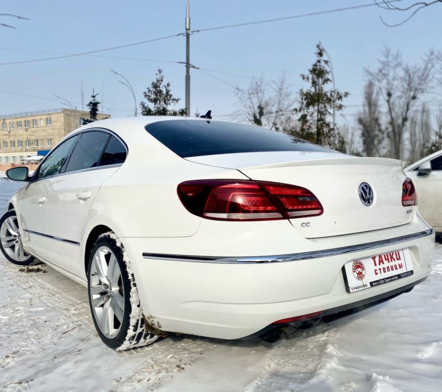 Volkswagen Passat CC 2013