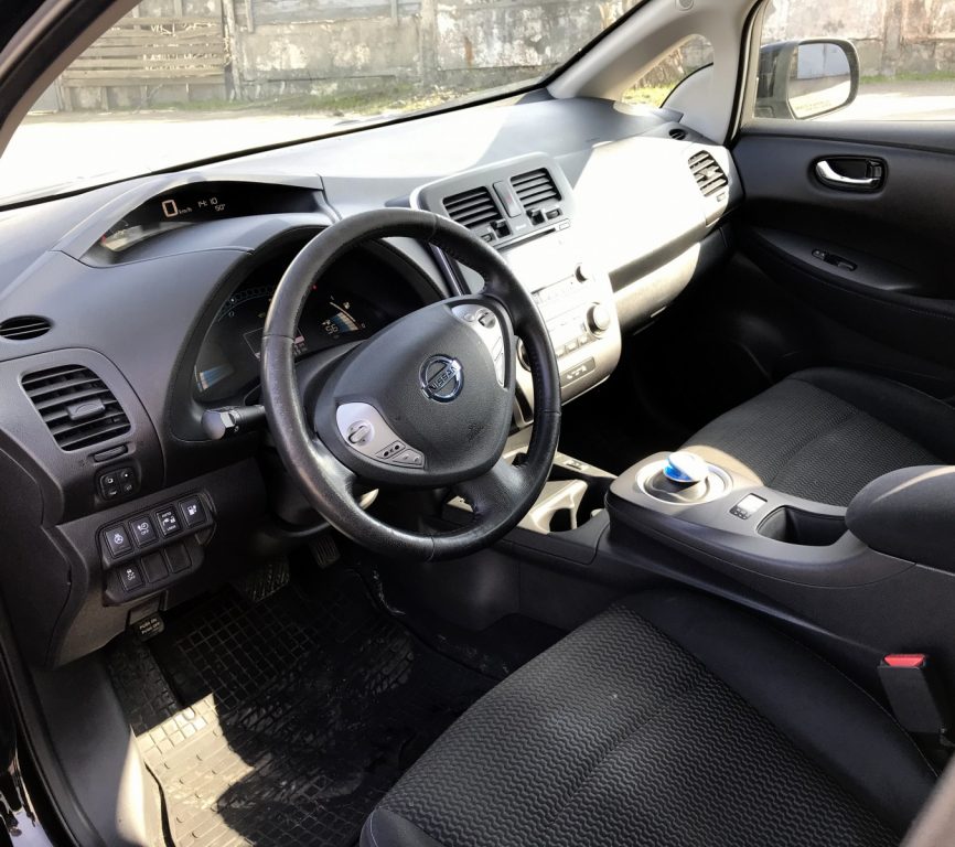 Nissan Leaf 2014