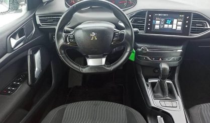 Peugeot 308 2016