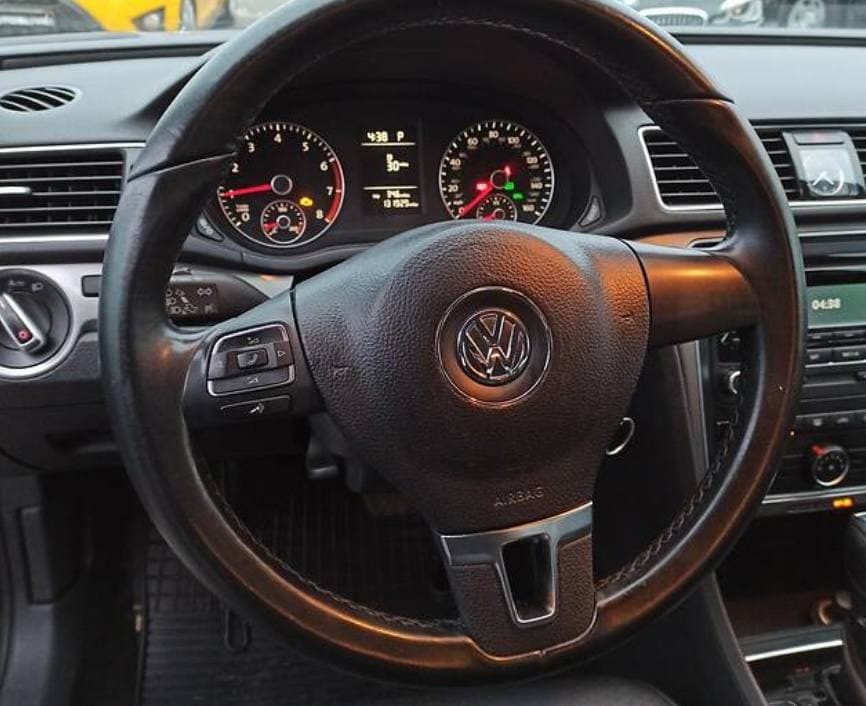 Volkswagen Passat B7 2011