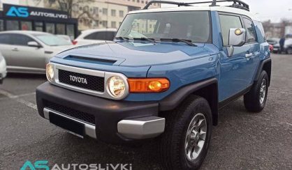 Toyota FJ Cruiser 2013