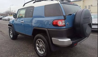 Toyota FJ Cruiser 2013