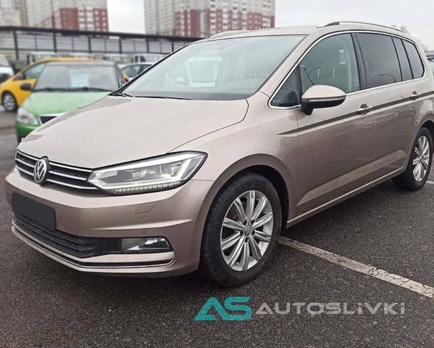 Volkswagen Touran 2016