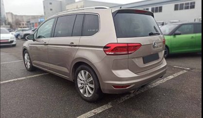Volkswagen Touran 2016