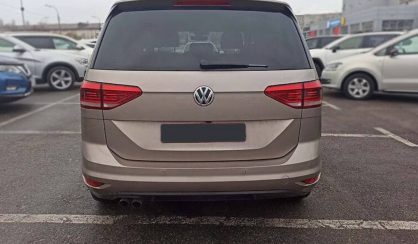 Volkswagen Touran 2016