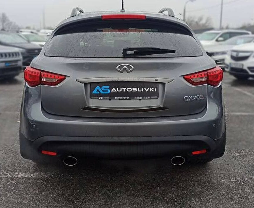 Infiniti QX70 2014