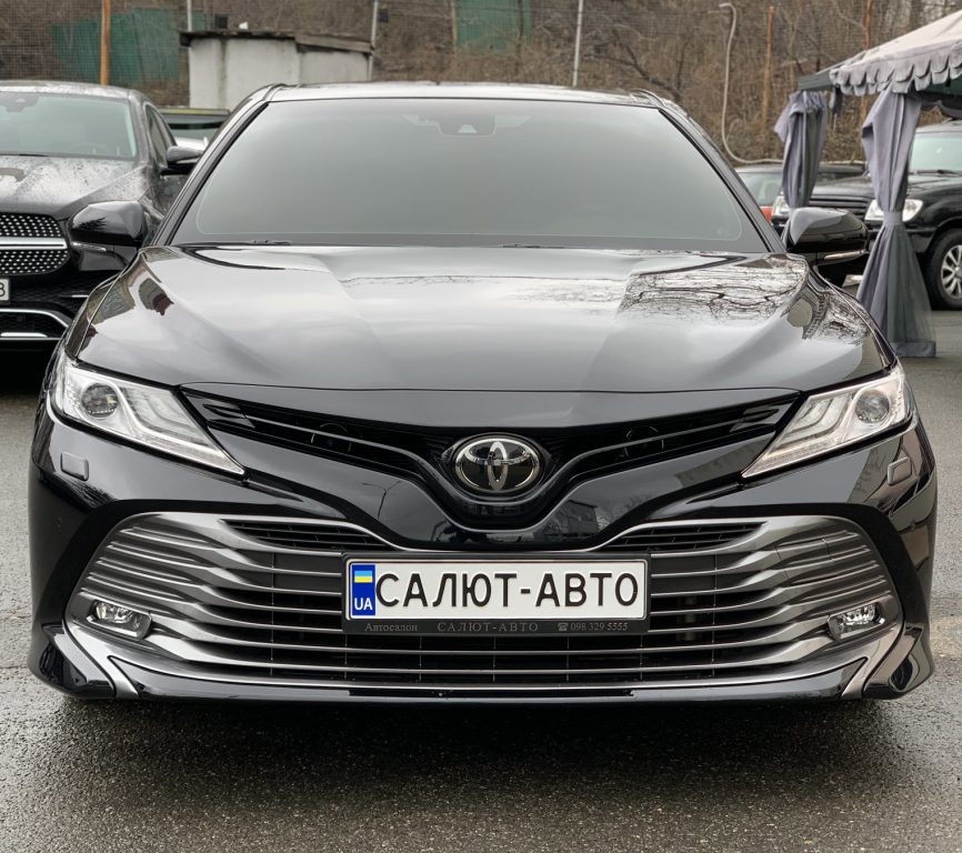 Toyota Camry 2018