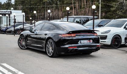 Porsche Panamera GTS 2018