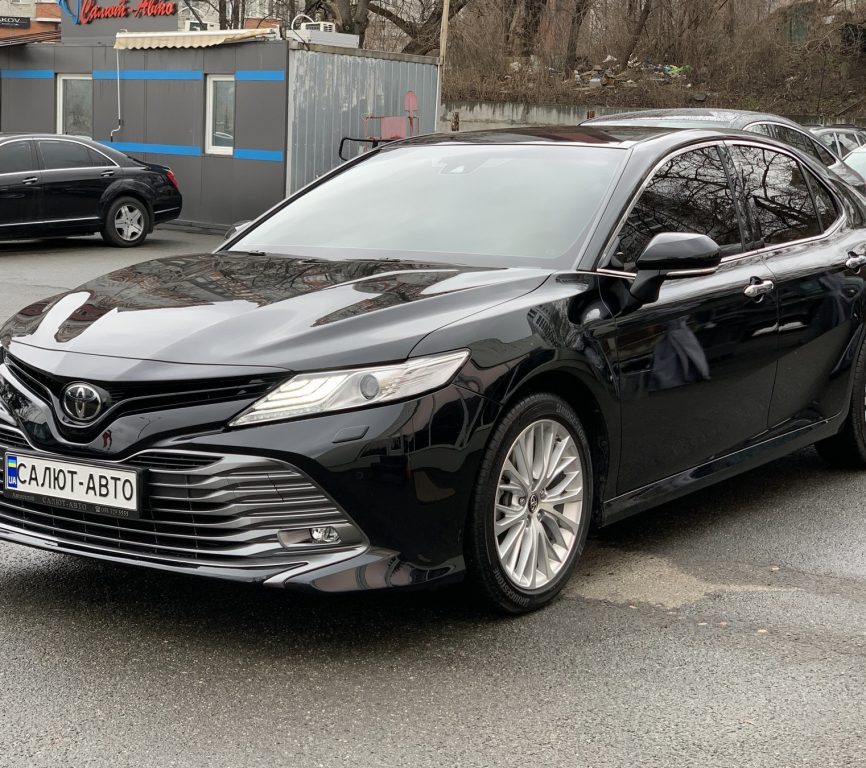 Toyota Camry 2018