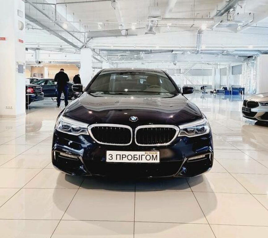 BMW 530 2019