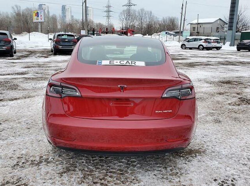 Tesla Model 3 2019