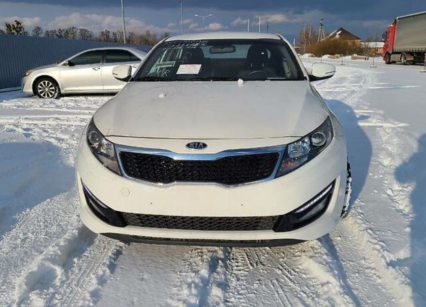 Kia K5 2011