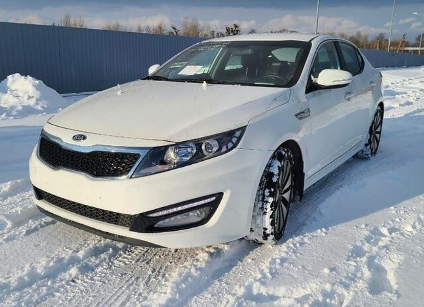 Kia K5 2011