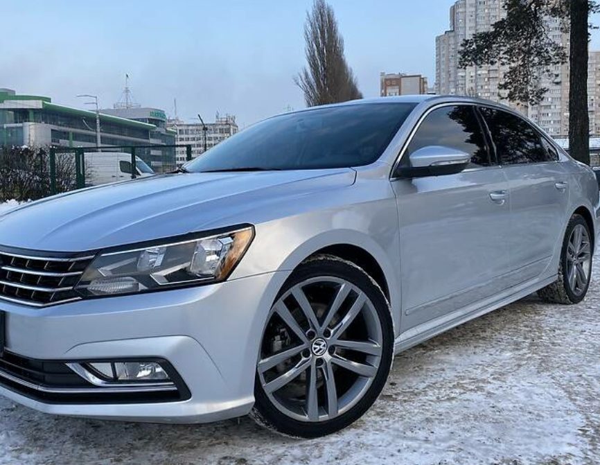 Volkswagen Passat B8 2015