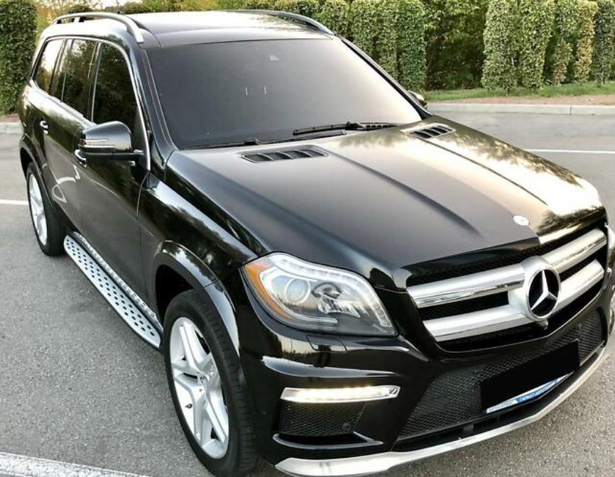 Mercedes-Benz GL 550 2013