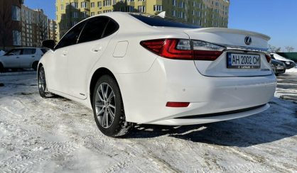 Lexus ES 300 2016