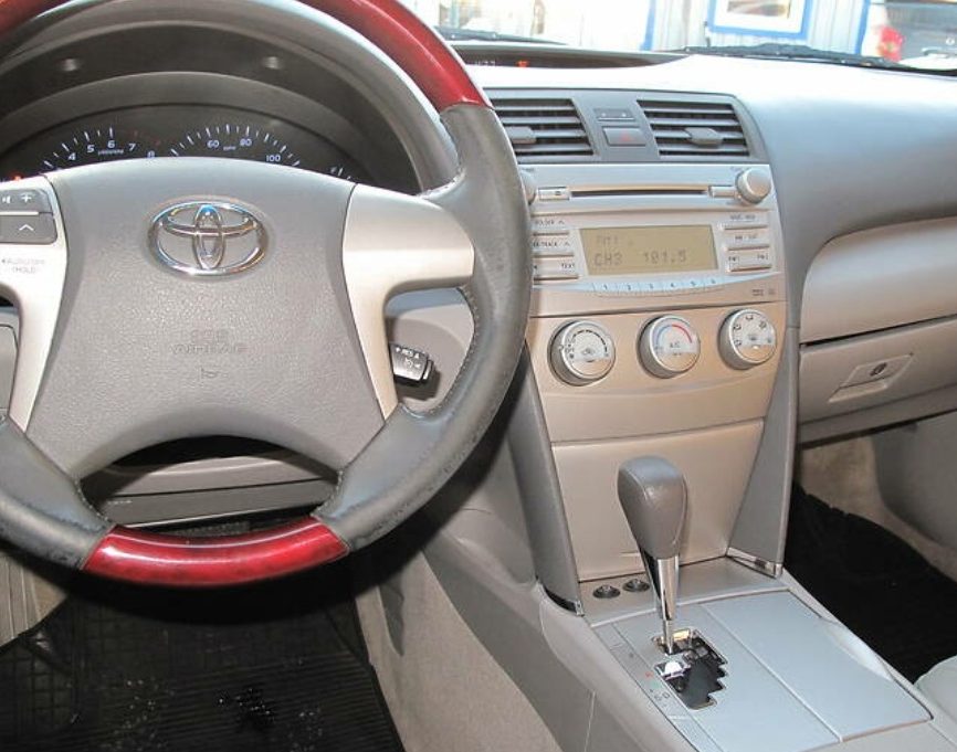 Toyota Camry 2010