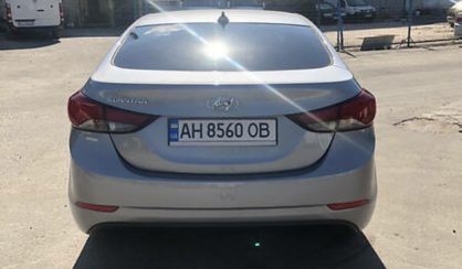 Hyundai Elantra 2015