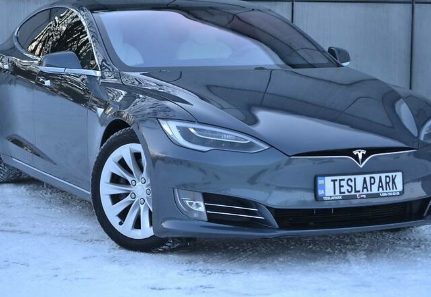 Tesla Model S 2017