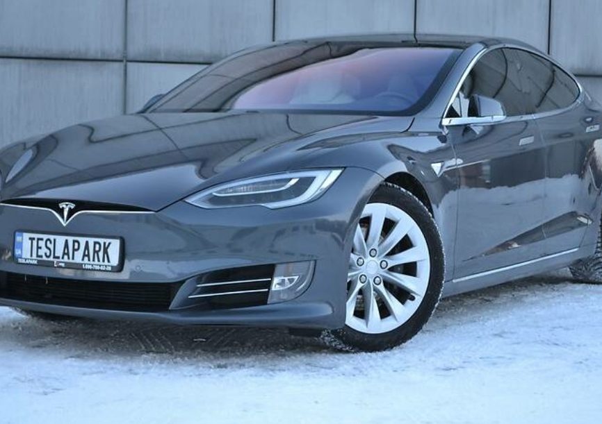 Tesla Model S 2017