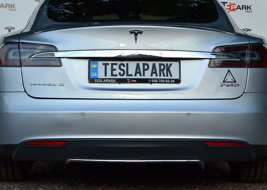 Tesla Model S 2014