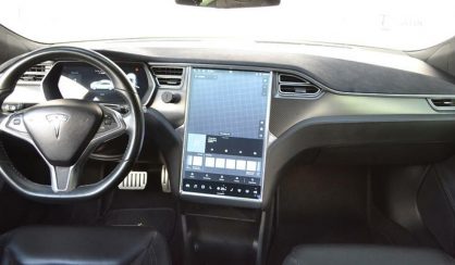 Tesla Model S 2014