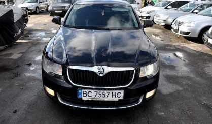 Skoda Superb 2011