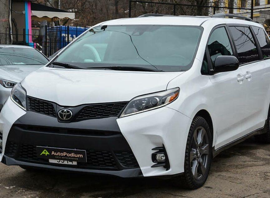 Toyota Sienna 2018