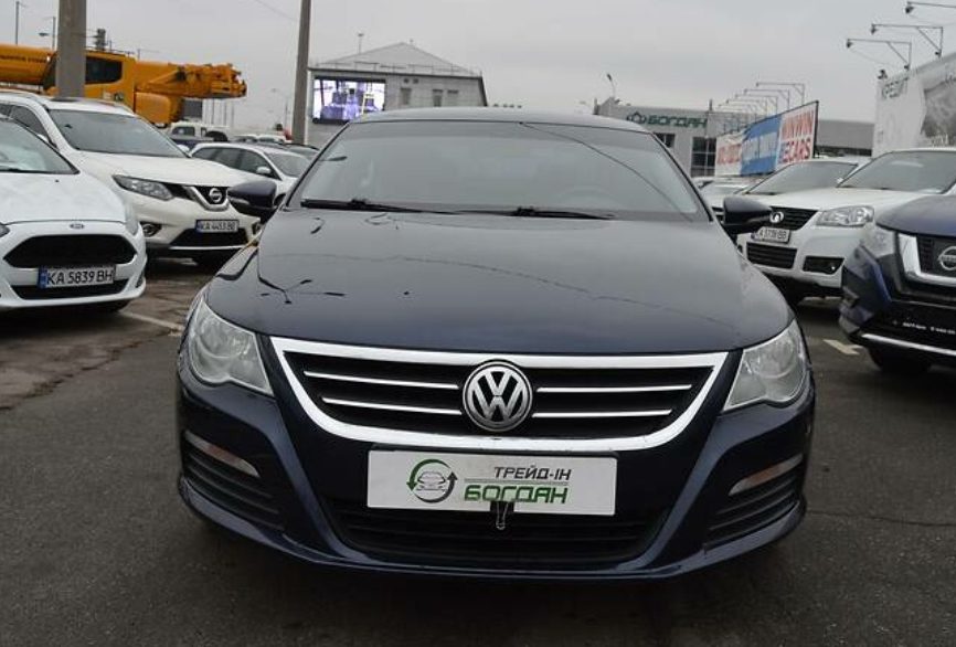 Volkswagen Passat CC 2011