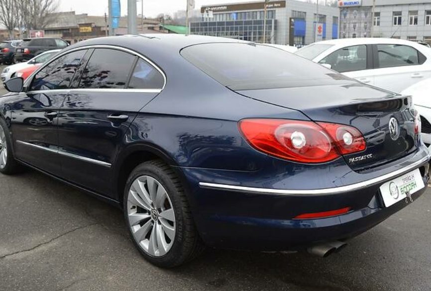 Volkswagen Passat CC 2011