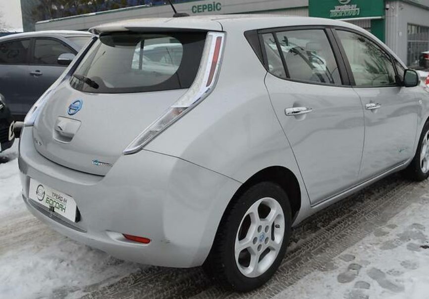 Nissan Leaf 2012