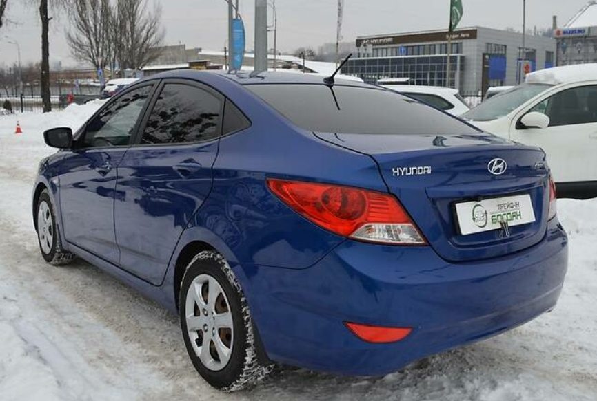 Hyundai Accent 2011