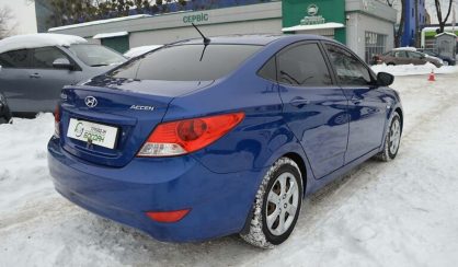 Hyundai Accent 2011