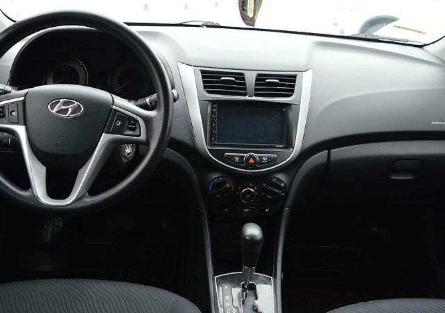 Hyundai Accent 2011