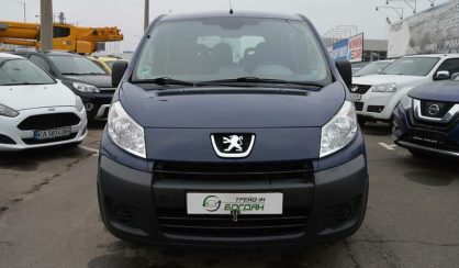 Peugeot Expert пасс. 2010